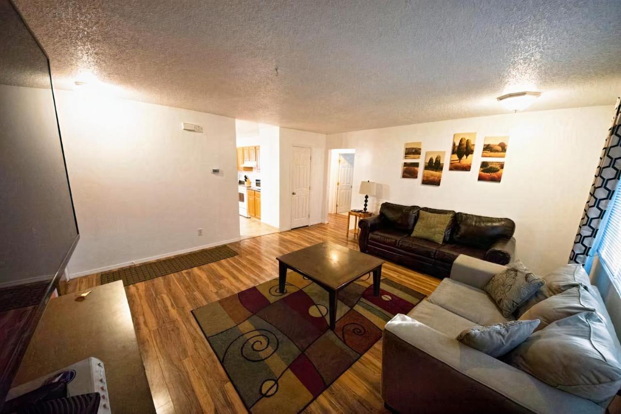 Stay Anchorage! Furnished Two Bedroom Apartments With High Speed Wifi Exterior foto